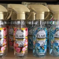 Xịt thơm và làm phẳng quần áo Flair